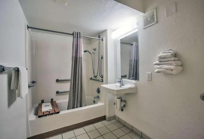 Loyalty Hotel 2*