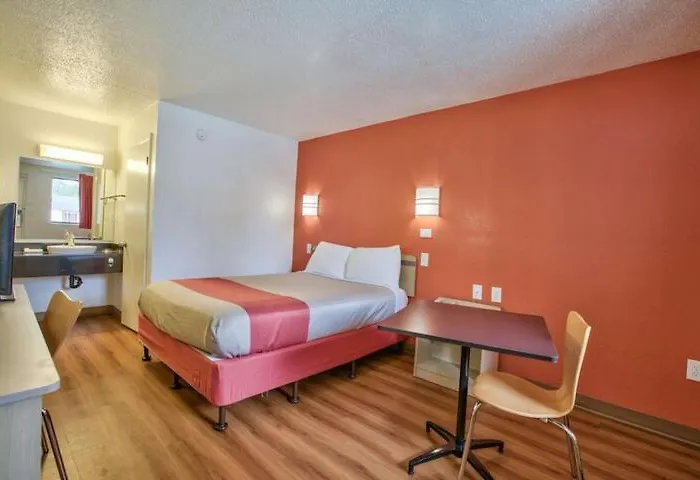 Loyalty Hotel Tallahassee